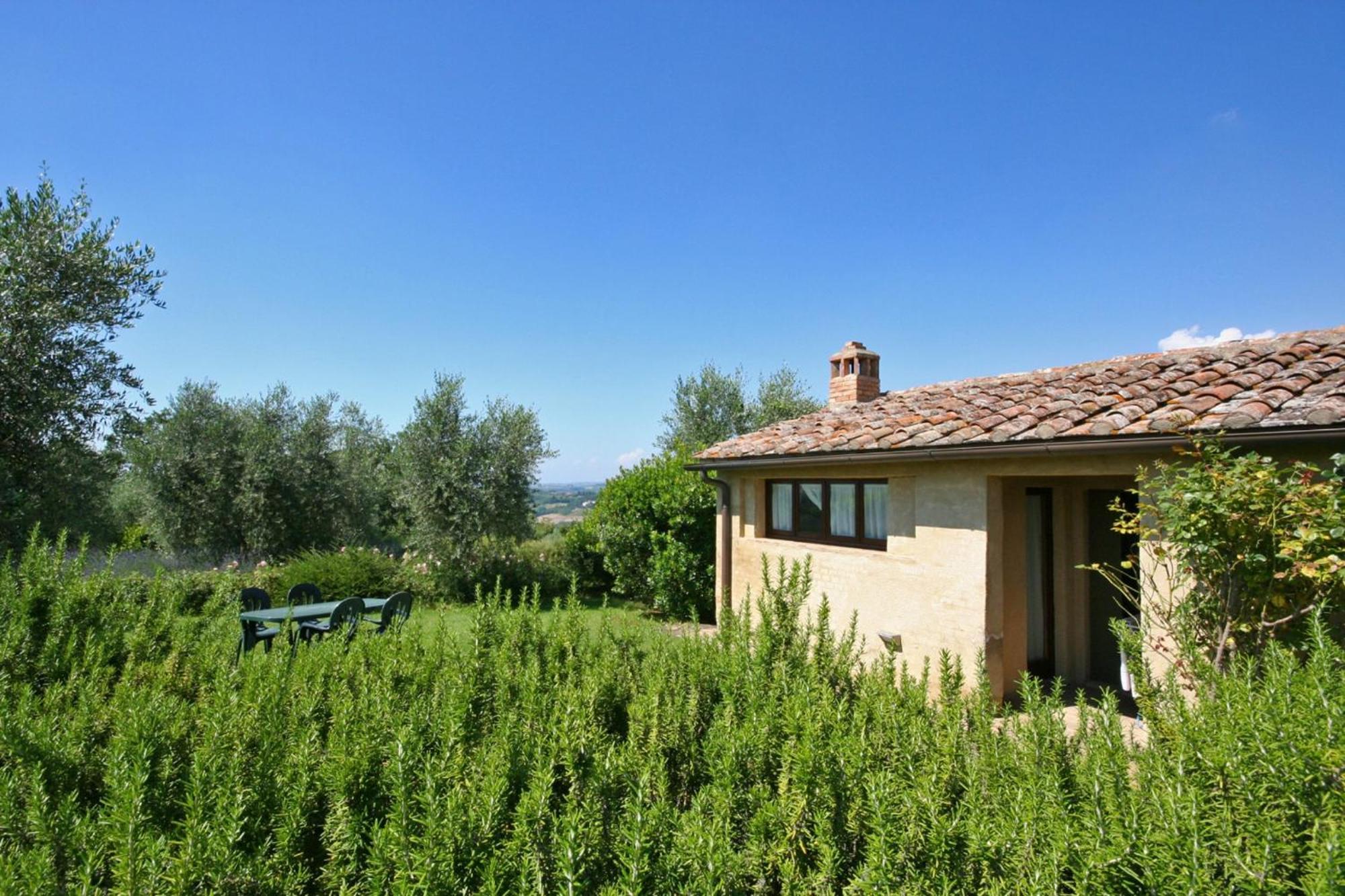 Podere Il Pino Poggibonsi Rom bilde