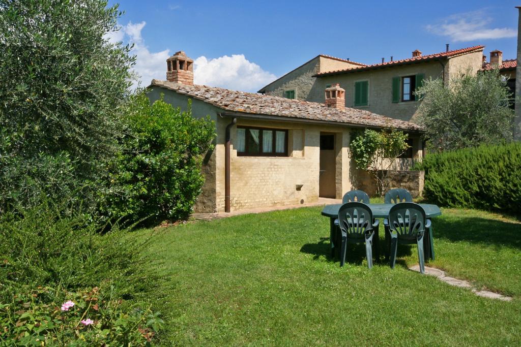 Podere Il Pino Poggibonsi Rom bilde